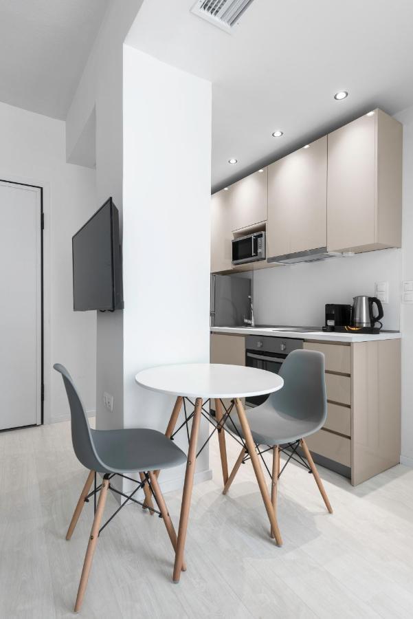 Denizen Boutique Apartments, Nilie Hospitality Mgmt Thessaloniki Exterior photo